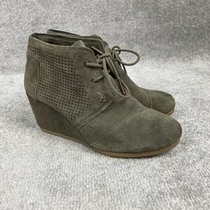 Tom’s Women’s 6.5 Green Suede Ankle Booties Boots Lace Up Heeled Wedge